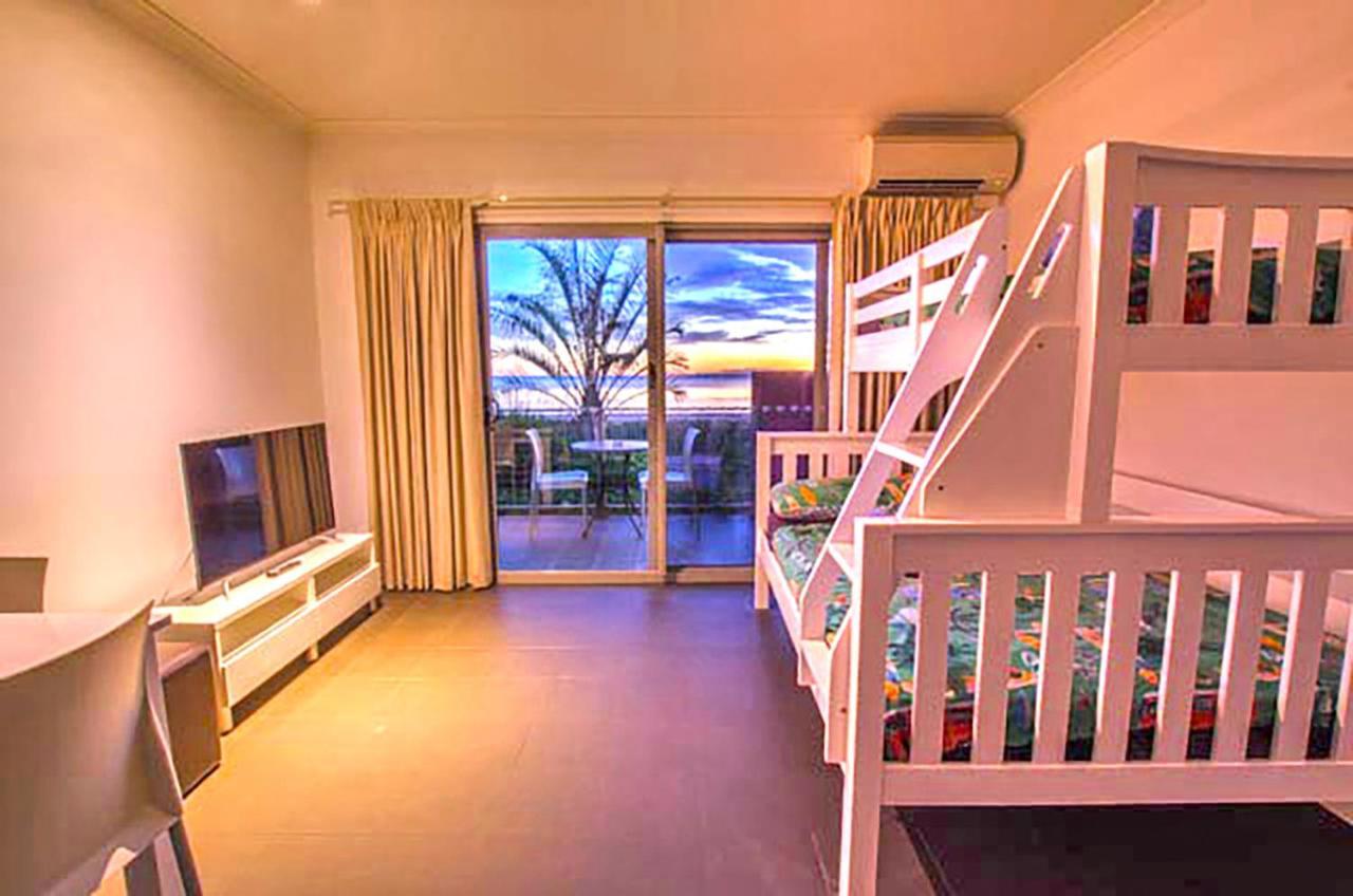 Onslow Beach Resort Eksteriør billede