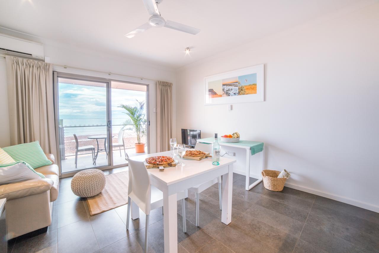 Onslow Beach Resort Eksteriør billede